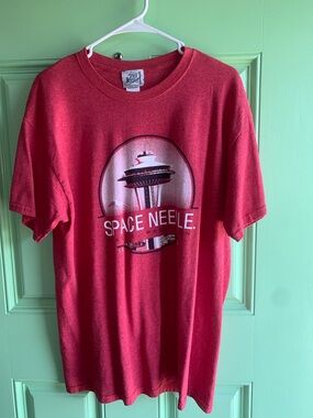 Seattle Washington Space Needle TShirt -  Fits like a Man’s size Medium/Large